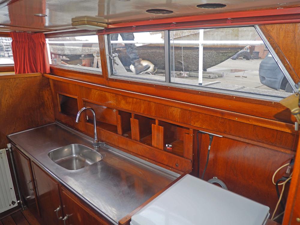 Cabin en avant, H&eacute;bergements